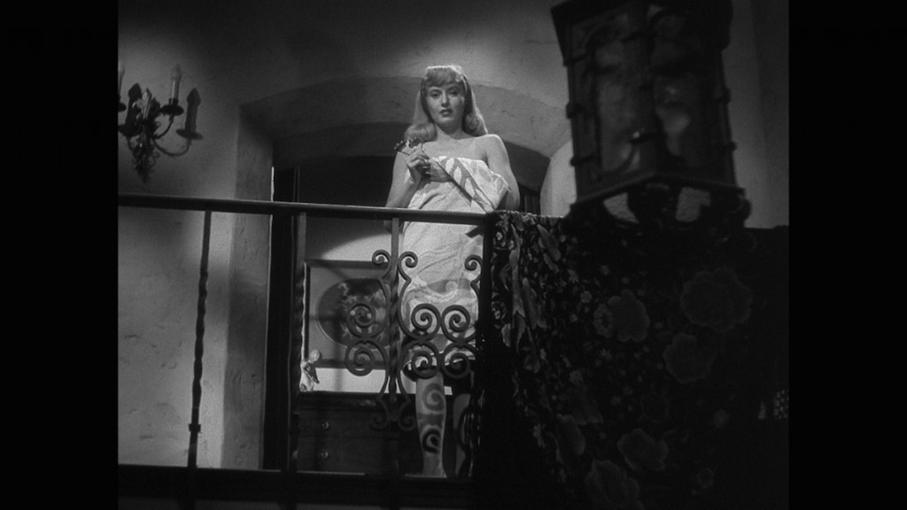 large_double_indemnity_blu-ray_02