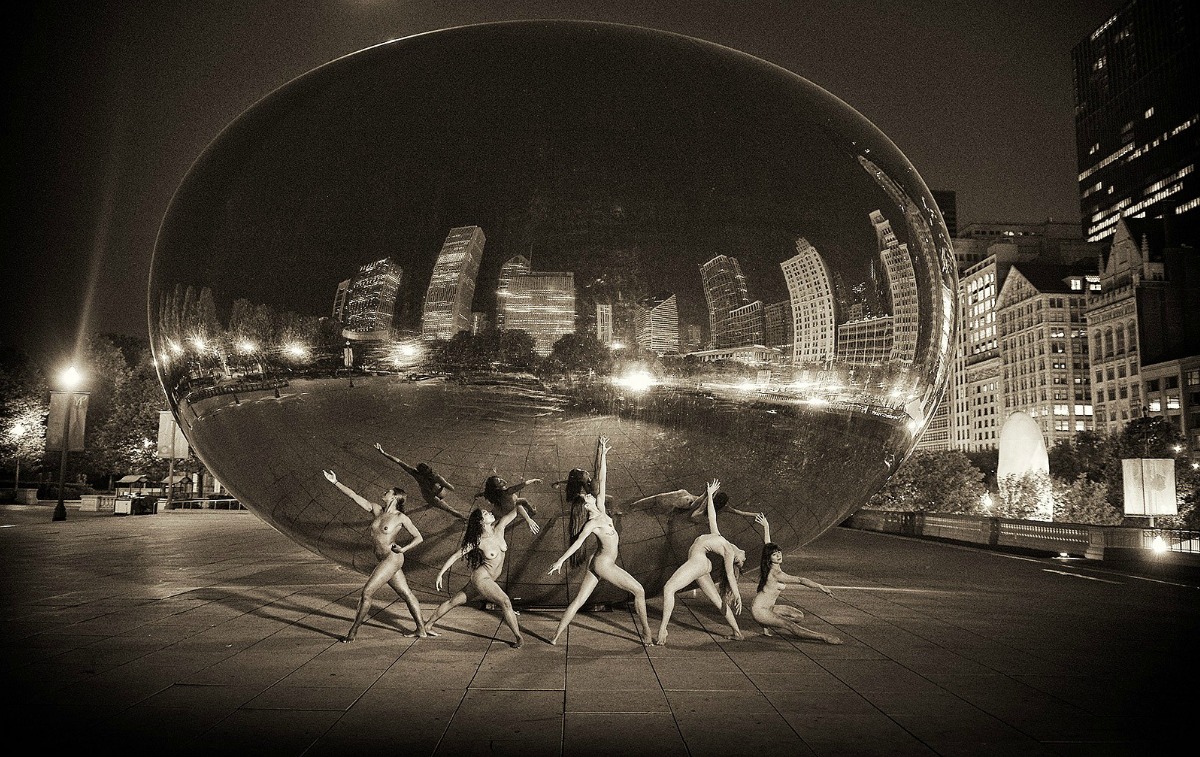 dancers-after-dark-millenium-park-chicago