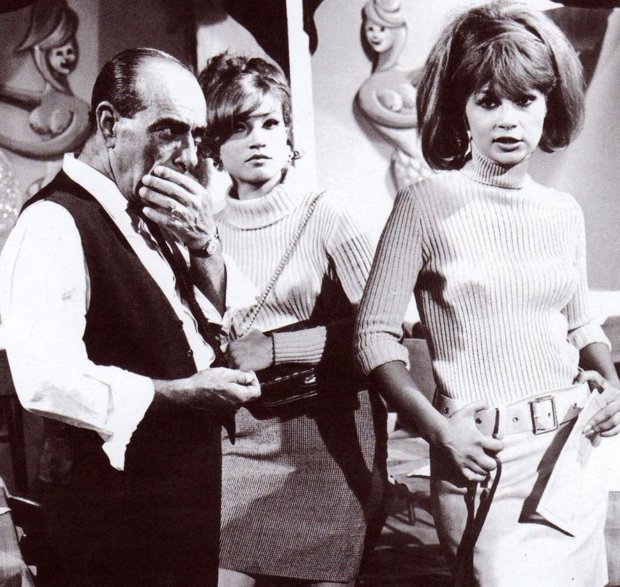 «Καλώς Ήλθε το Δολλάριο» του Αλέκου Σακελλάριου, 1967. Με τη Σάσα Καστούρα και τη Νίκη Λινάρδου. 