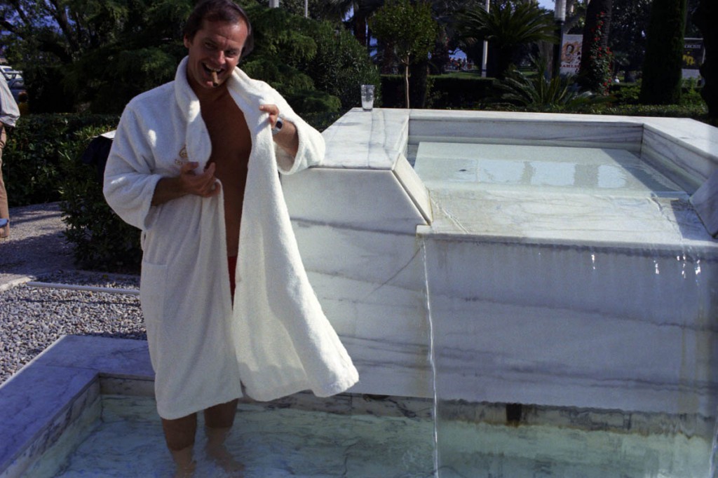 ca. May 16, 1974, Cannes, France --- Jack Nicholson Standing in a Pool --- Image by © Condι Nast Archive/Corbis