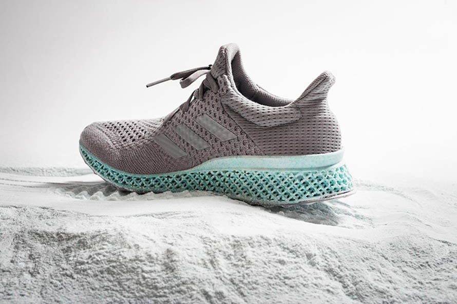 adidas-parley-3D-printed-ocean-plastic-shoe-designboom-01-818x545