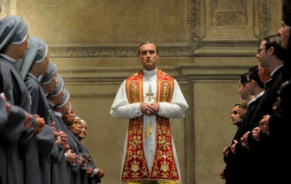 The Young Pope: Αυτός ο Πάπας δεν έχει τον Θεό του