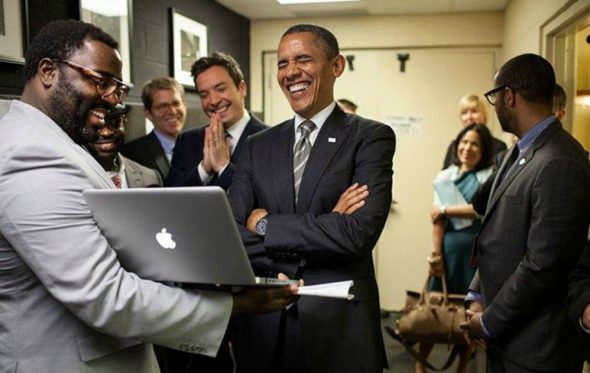 Pete Souza: Ο άνθρωπος που έφτιαξε την cool εικόνα του Barack Obama