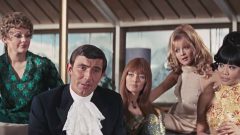 George Lazenby: Ο πιο άγνωστος James Bond για τον ρόλο του 007, το σεξ και τη δεκαετία του ’60