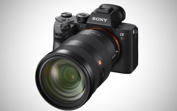 Sony A7R III: The King is back