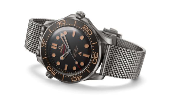 Omega Seamaster Diver: το συλλεκτικό ρολόι του Τζέιμς Μποντ καταδύεται