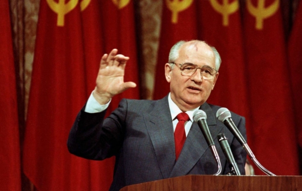 Μιχαήλ Γκορμπατσόφ: πέθανε ο άνθρωπος που ενταφίασε τον κομμουνισμό