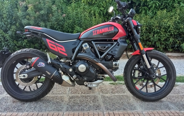 Ducati Scrambler Full Throttle: μια μοτοσυκλέτα – αντίδοτο στη ρουτίνα