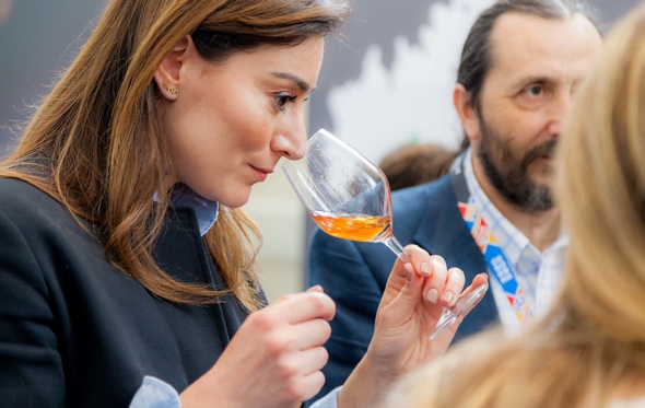 Όσα είδαμε την πρώτη μέρα στο Οινόραμα 2024, την μεγαλύτερη έκθεση για το ελληνικό κρασί