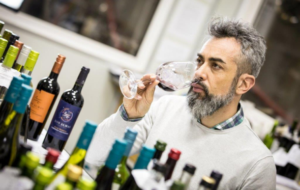 Stefano Ferrante: Ο έρωτας με το κρασί, η αγάπη για την Ελλάδα και η διατήρηση της Μεσογειακής ψυχής