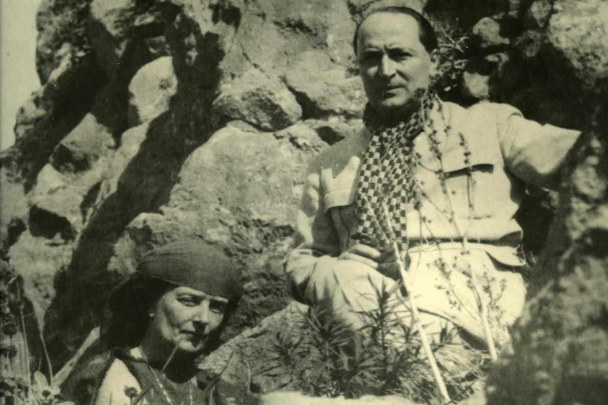Ο Άγγελος Σικελιανός με την Εύα Πάλμερ. Φωτογραφία: Μουσείο Μπενάκη