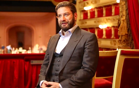 Ηλίας Τζεμπετονίδης: Αποκλειστική συνέντευξη με τον casting director της Scala του Μιλάνου